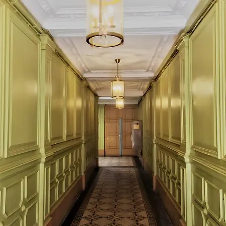 Stylish In The Heart Of 4* Parigi