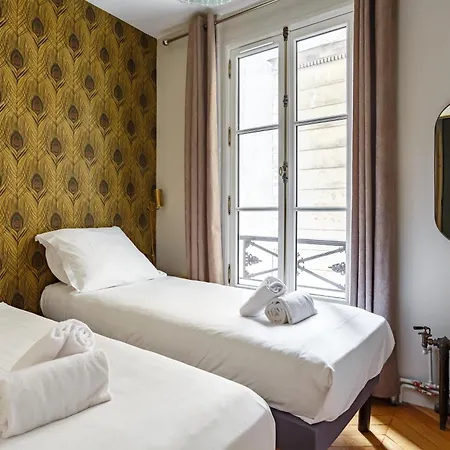 Stylish In The Heart Of Aparthotel Parigi
