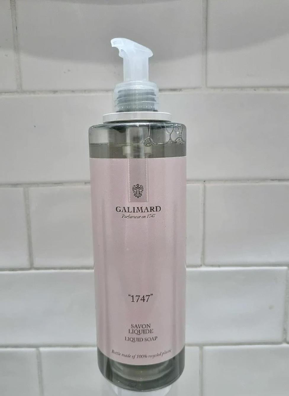 Stylish In The Heart Of Parigi