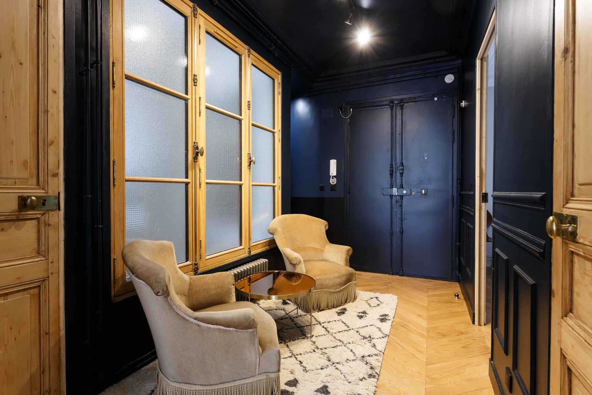 Stylish In The Heart Of Aparthotel Parigi