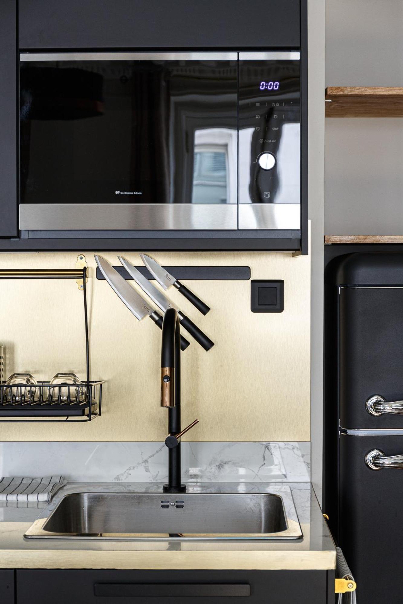 Aparthotel Stylish In The Heart Of 4*