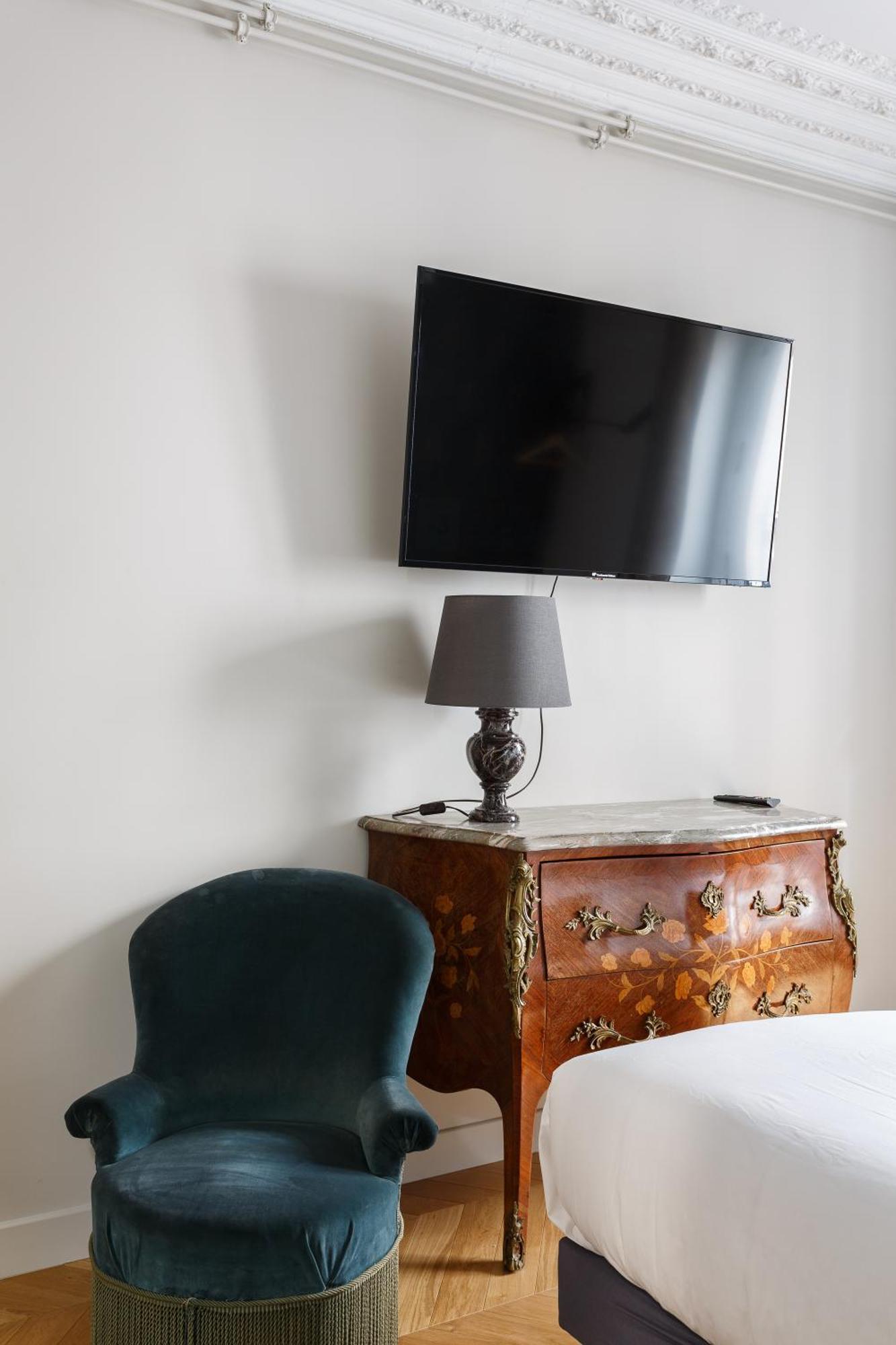 Stylish In The Heart Of Aparthotel Parigi