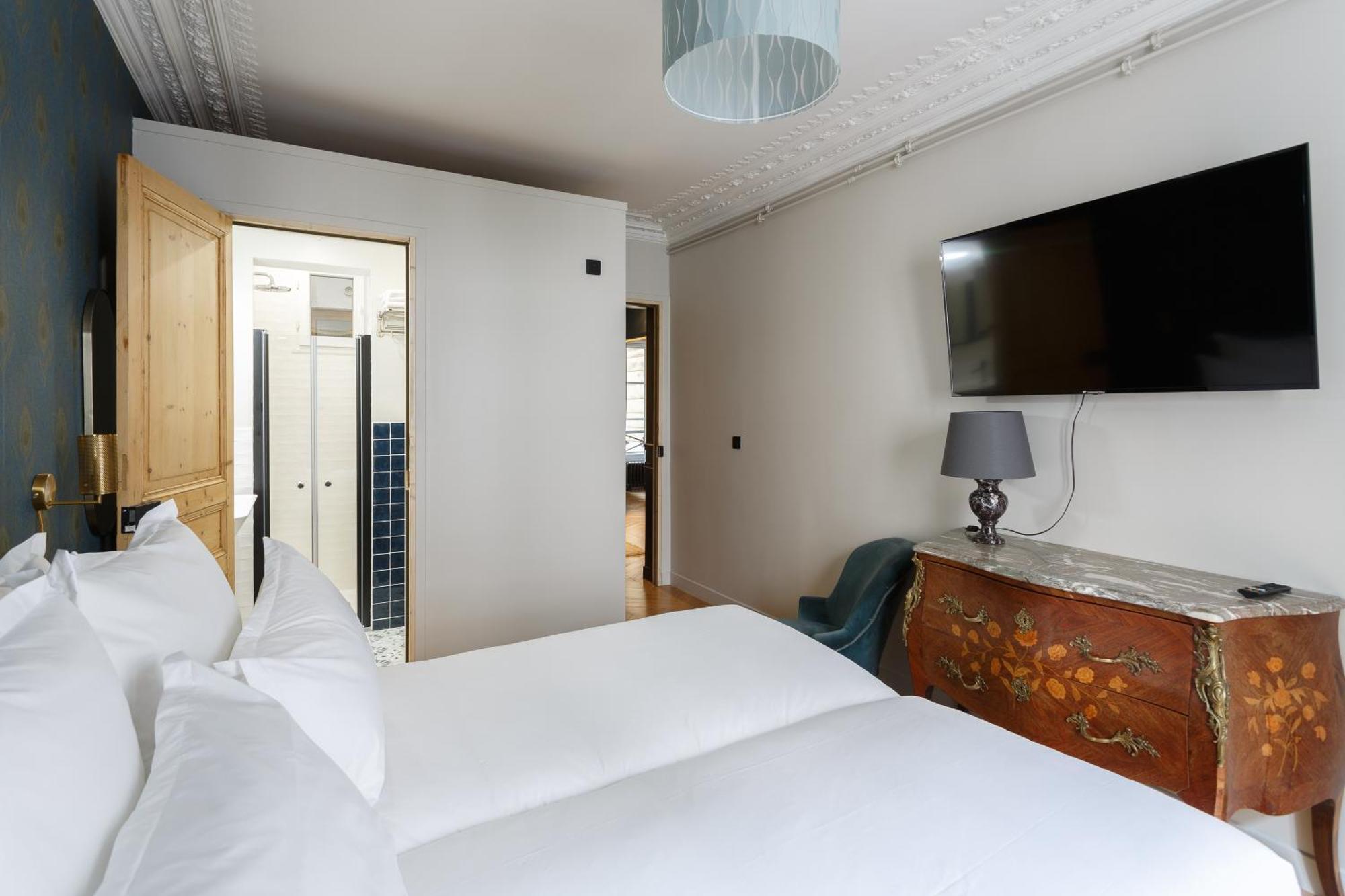 Stylish In The Heart Of Aparthotel 4*