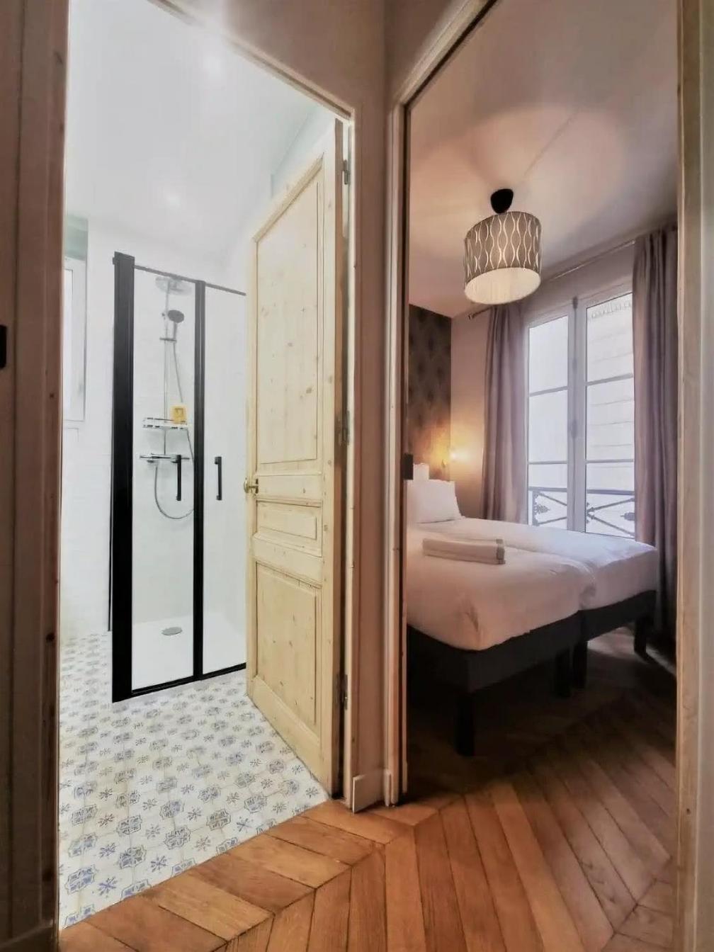 Aparthotel Stylish In The Heart Of 4*