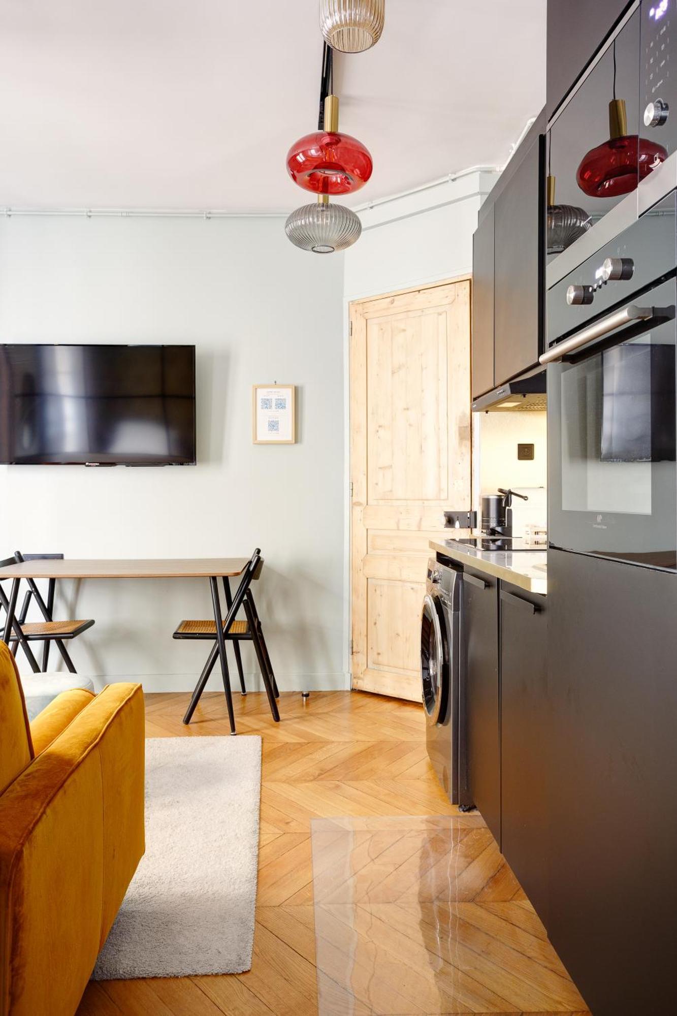 Aparthotel Stylish In The Heart Of