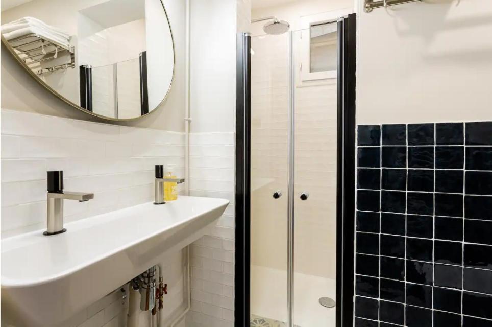 Stylish In The Heart Of Aparthotel 4*