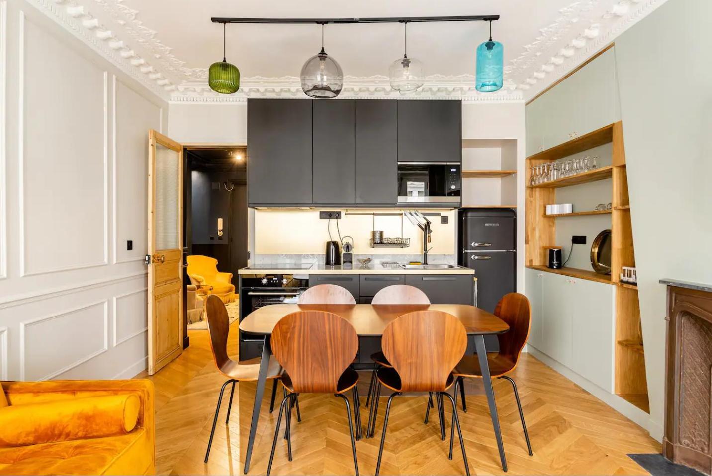 Aparthotel Stylish In The Heart Of 4*