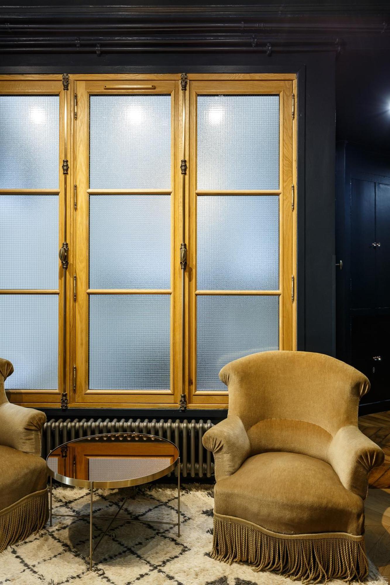 Aparthotel Stylish In The Heart Of 4*